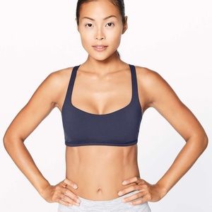 💙Lululemon Navy Blue Free To Be Sports Bra💙